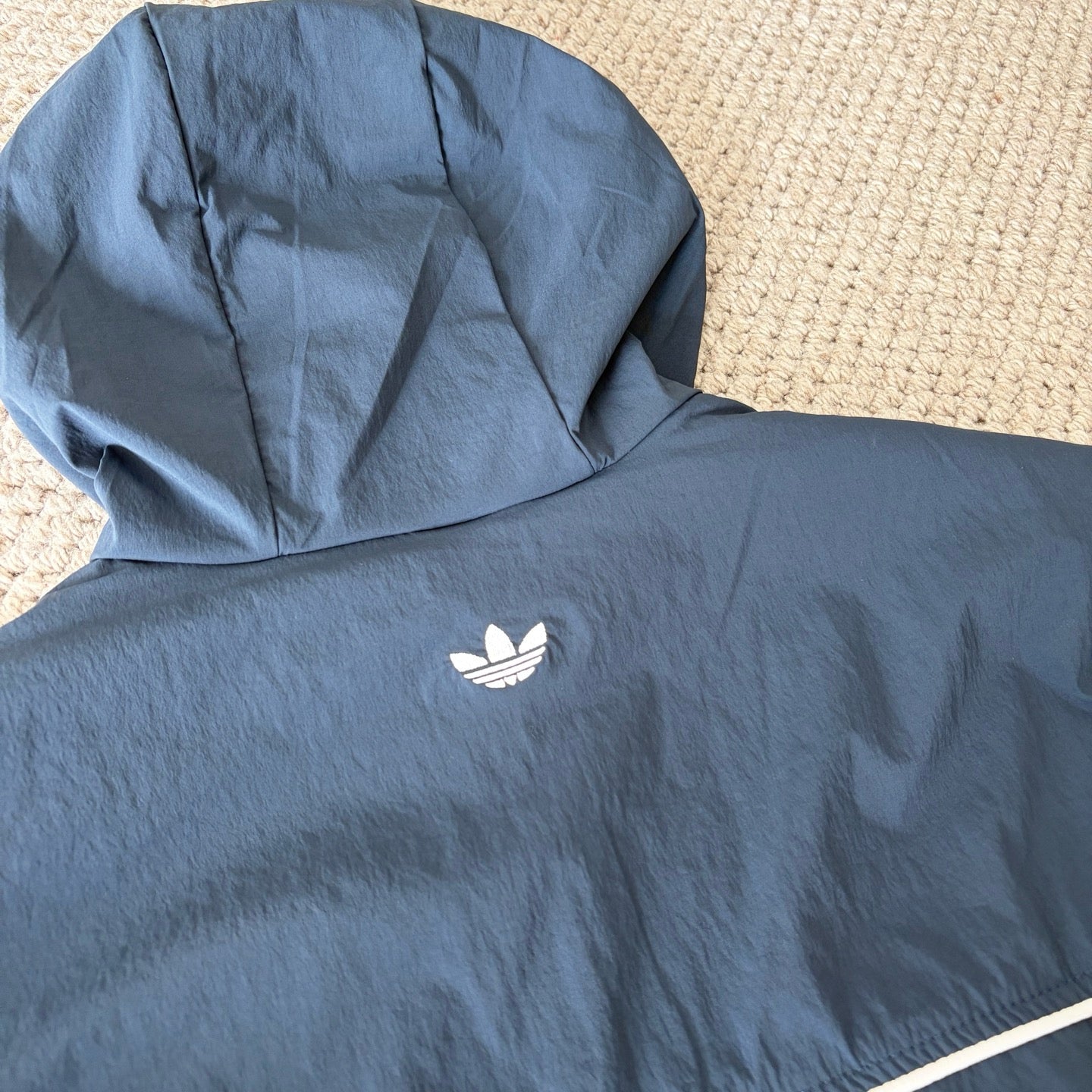 Adidas短身風褸