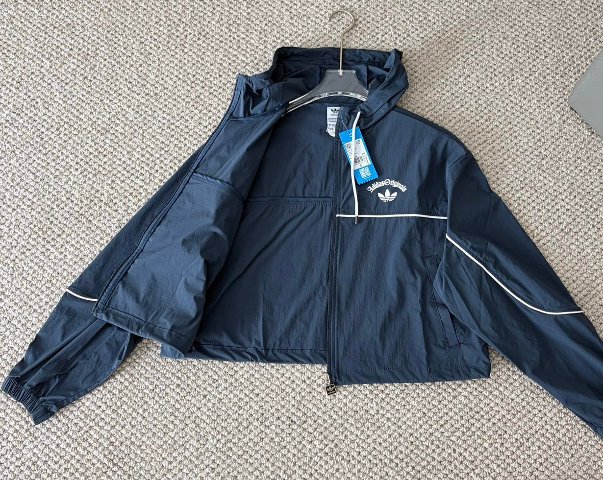 Adidas短身風褸