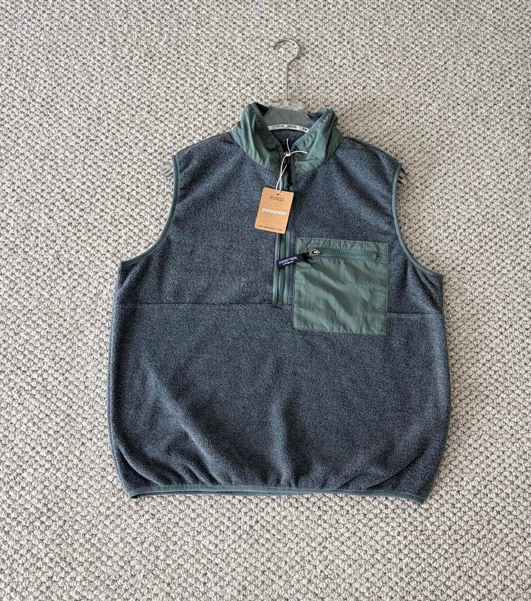 Patagonia 撞色半拉鏈背心