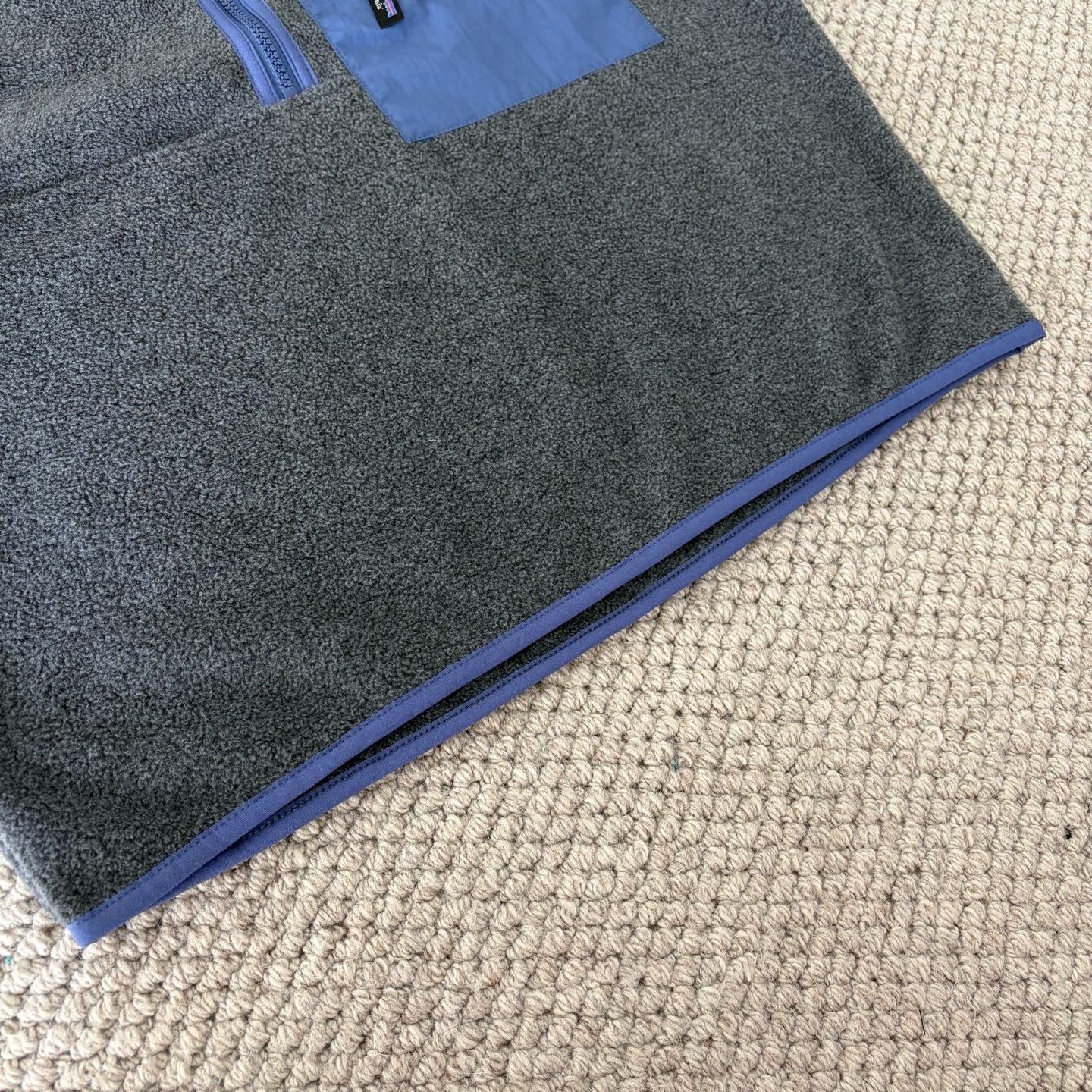 Patagonia 撞色半拉鏈背心