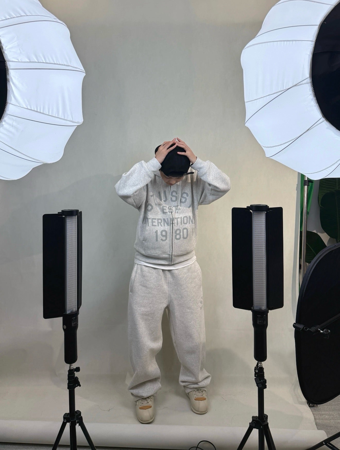 Stussy logo hoodies jacket