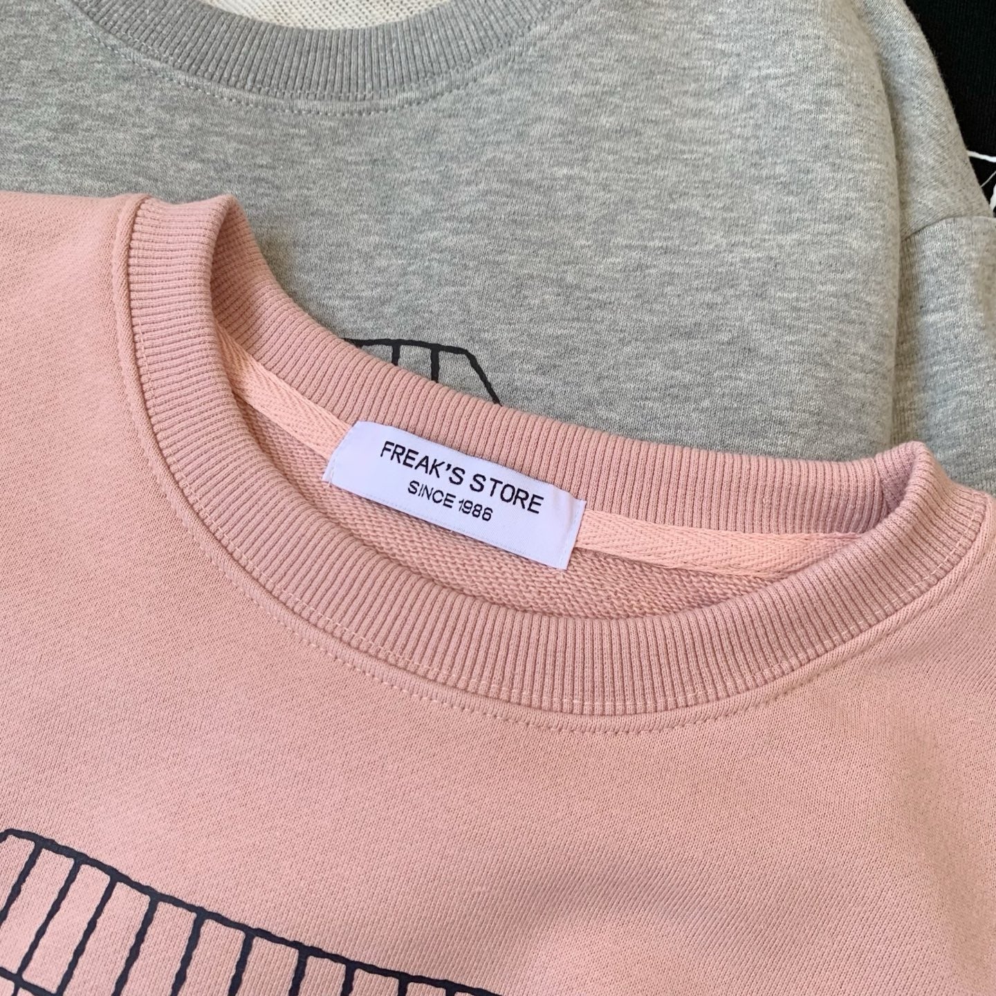 Freaks store x snoopy衛衣