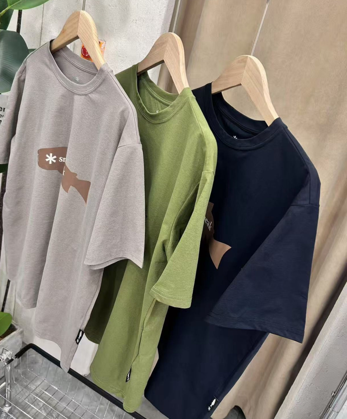 Snow peak飛魚tee