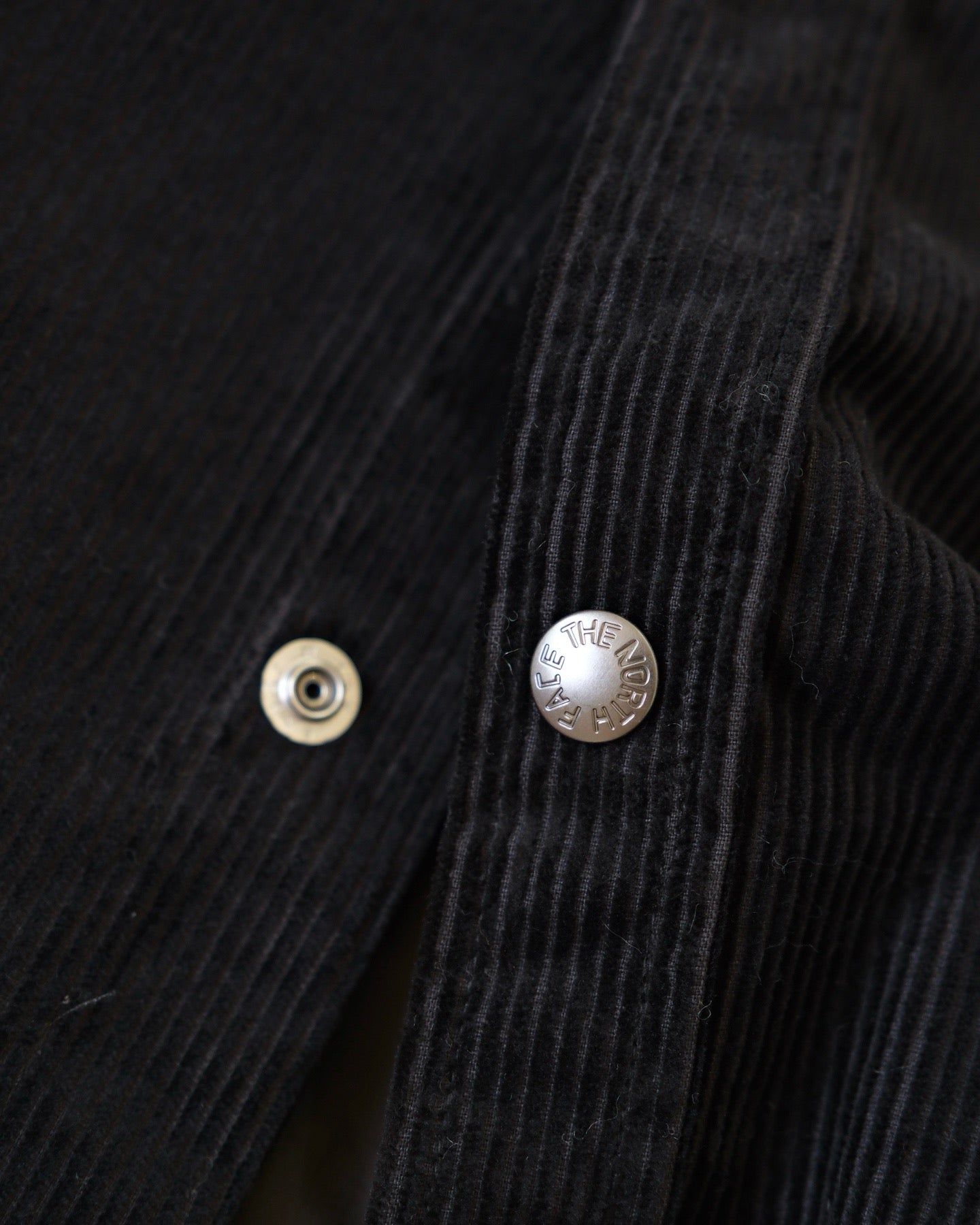 The North Face 灯芯絨裇衫