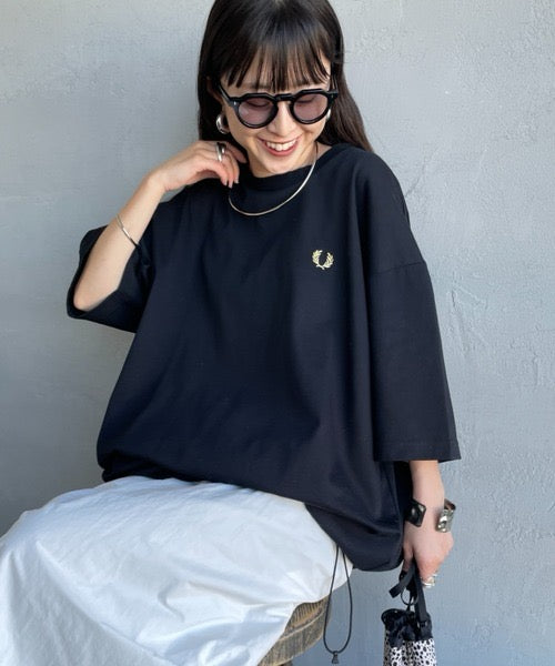 Fred perry刺繡tee