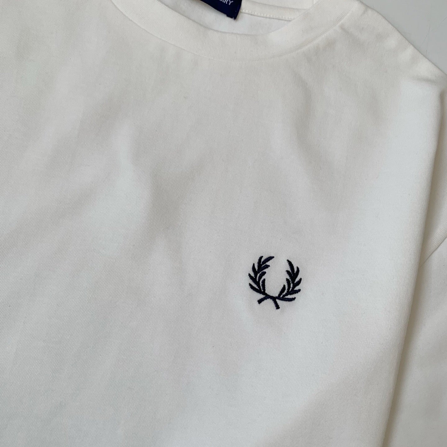 Fred perry刺繡tee