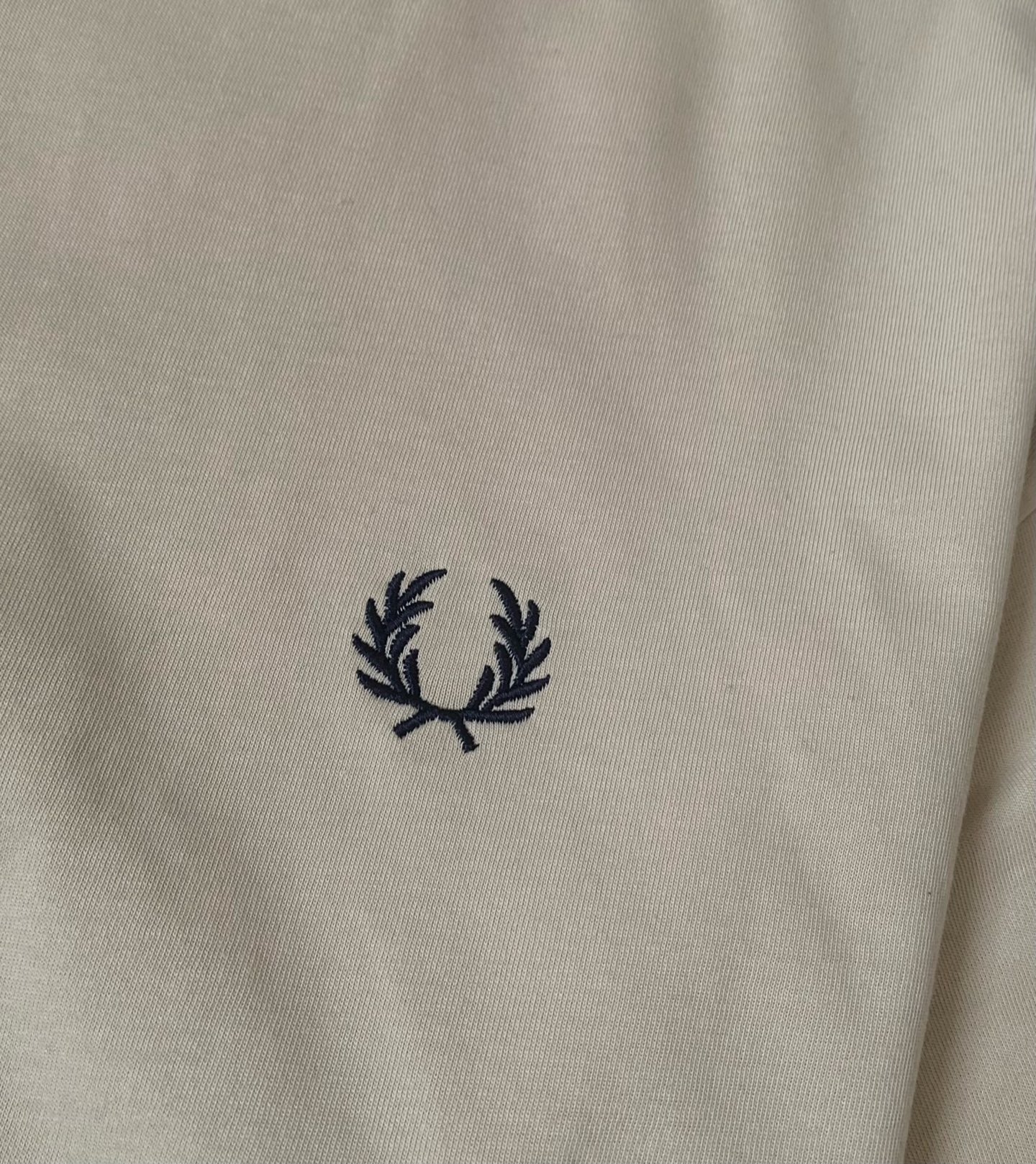 Fred perry刺繡tee