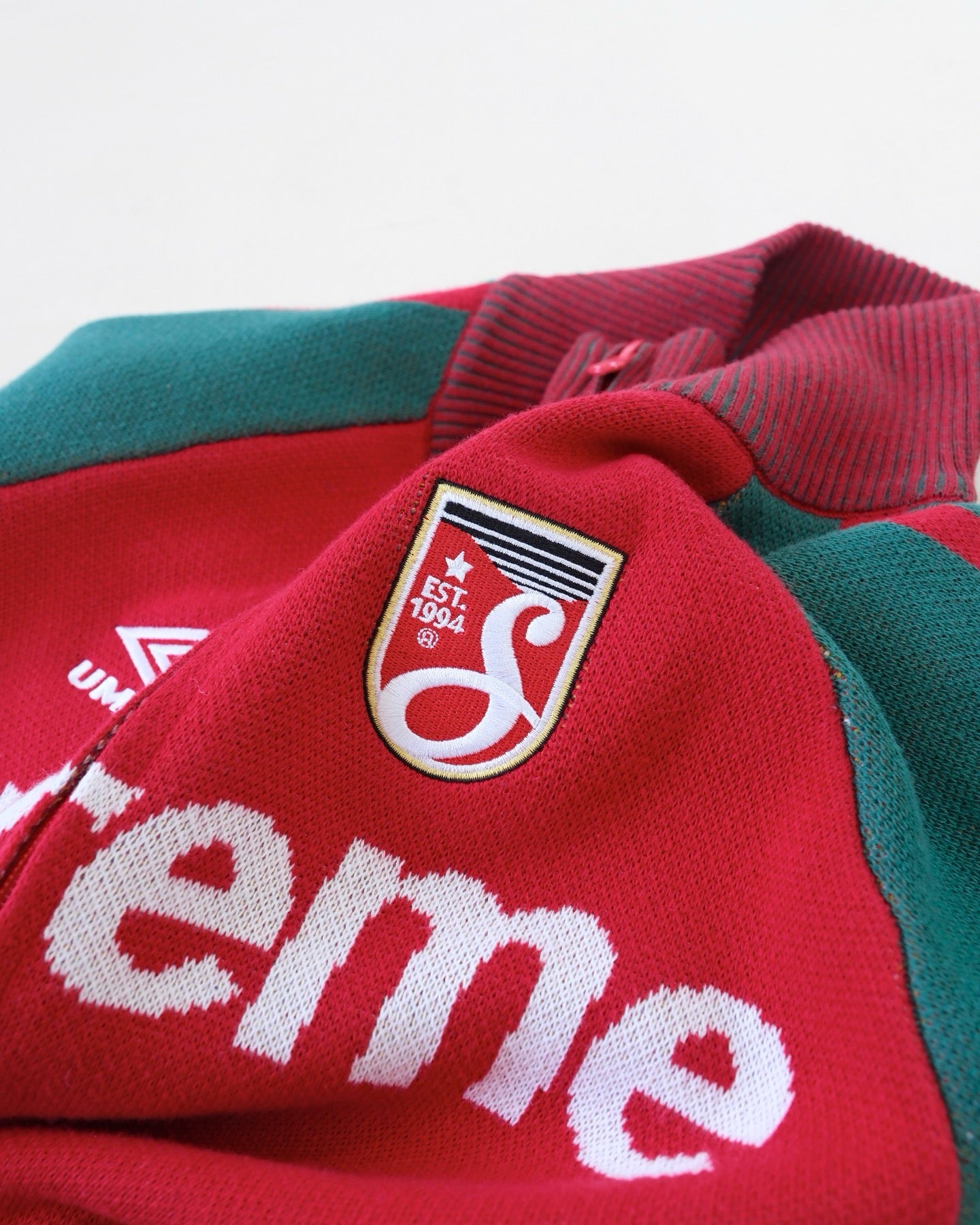 Supreme X Umbro zip up 針織jacket