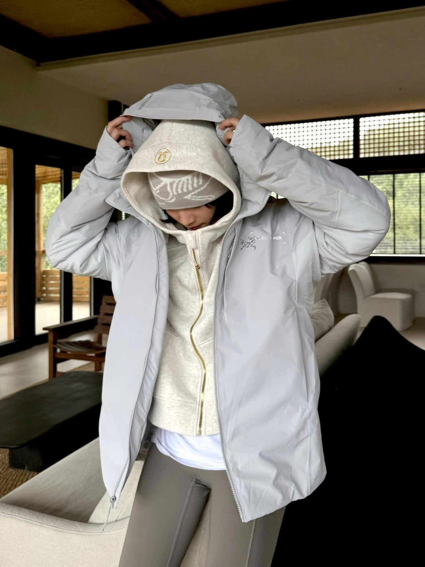 Arcteryx 防風防水羽絨