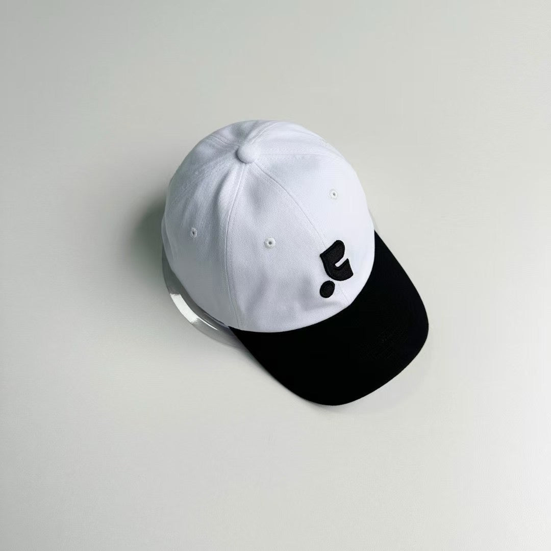 Rest &amp; recreation 撞色帽