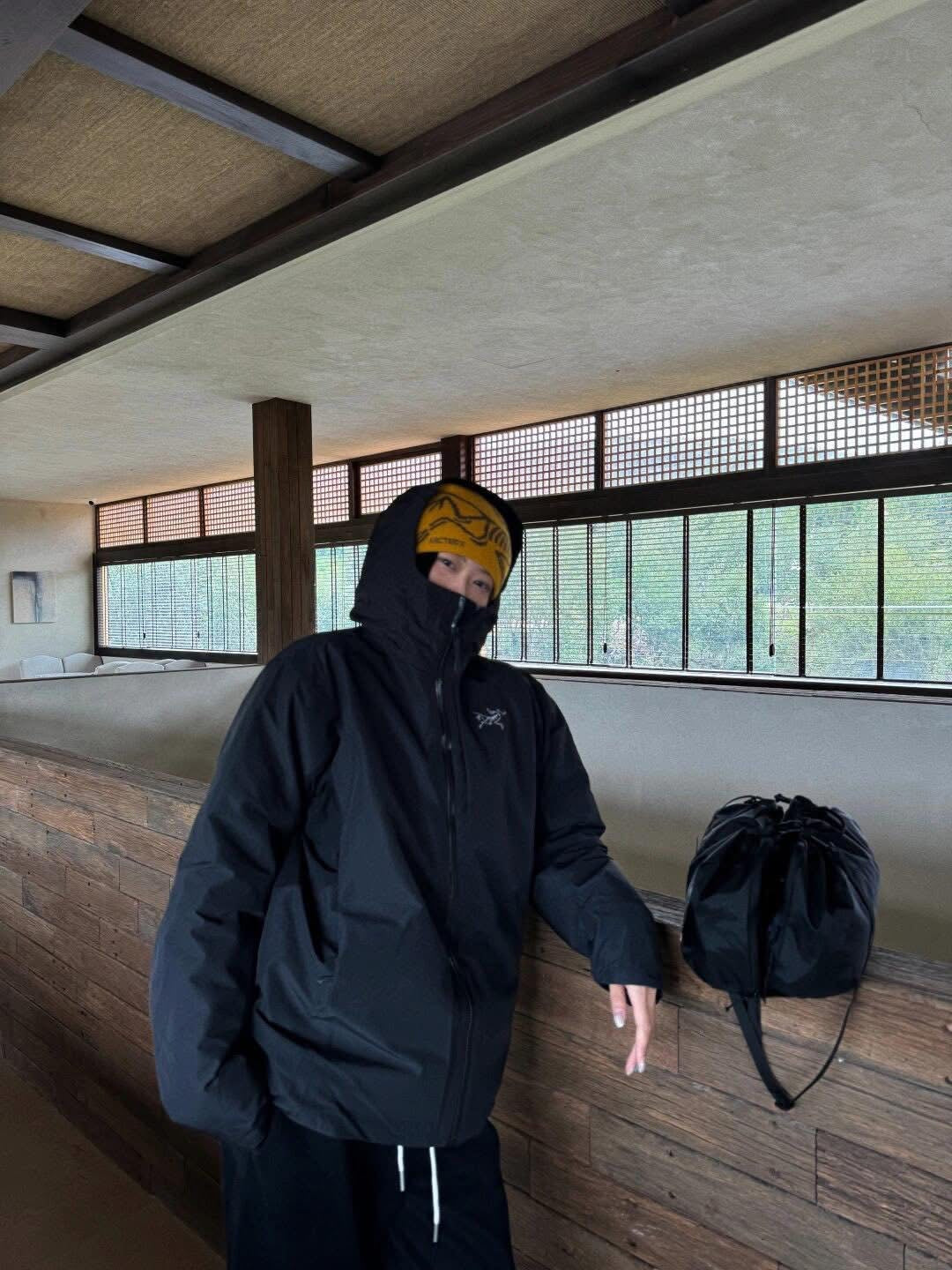 Arcteryx 防風防水羽絨