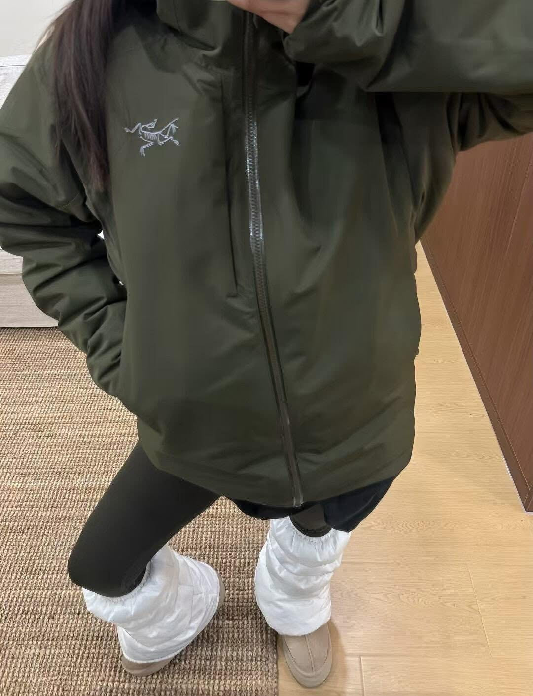 Arcteryx 防風防水羽絨