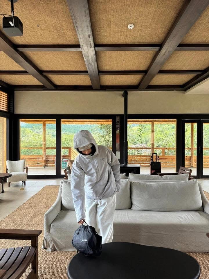 Arcteryx 防風防水羽絨