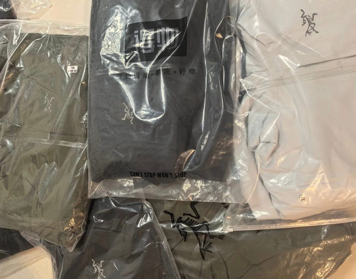 Arcteryx 防風防水羽絨