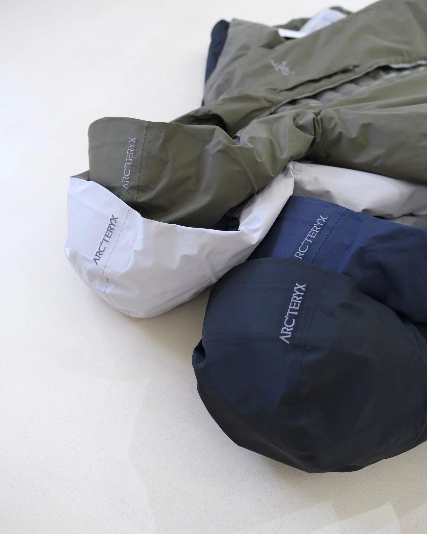 Arcteryx 防風防水羽絨