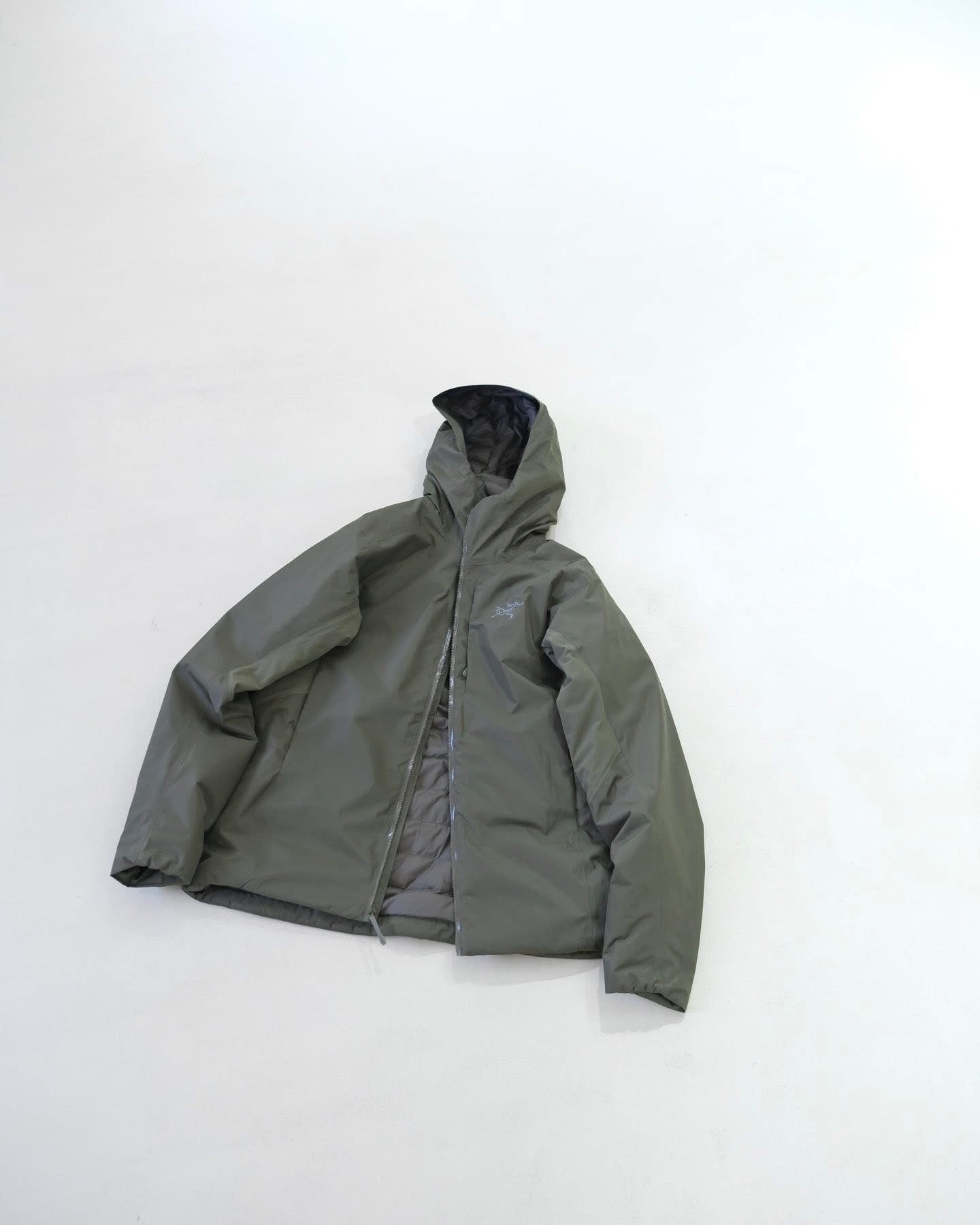 Arcteryx 防風防水羽絨