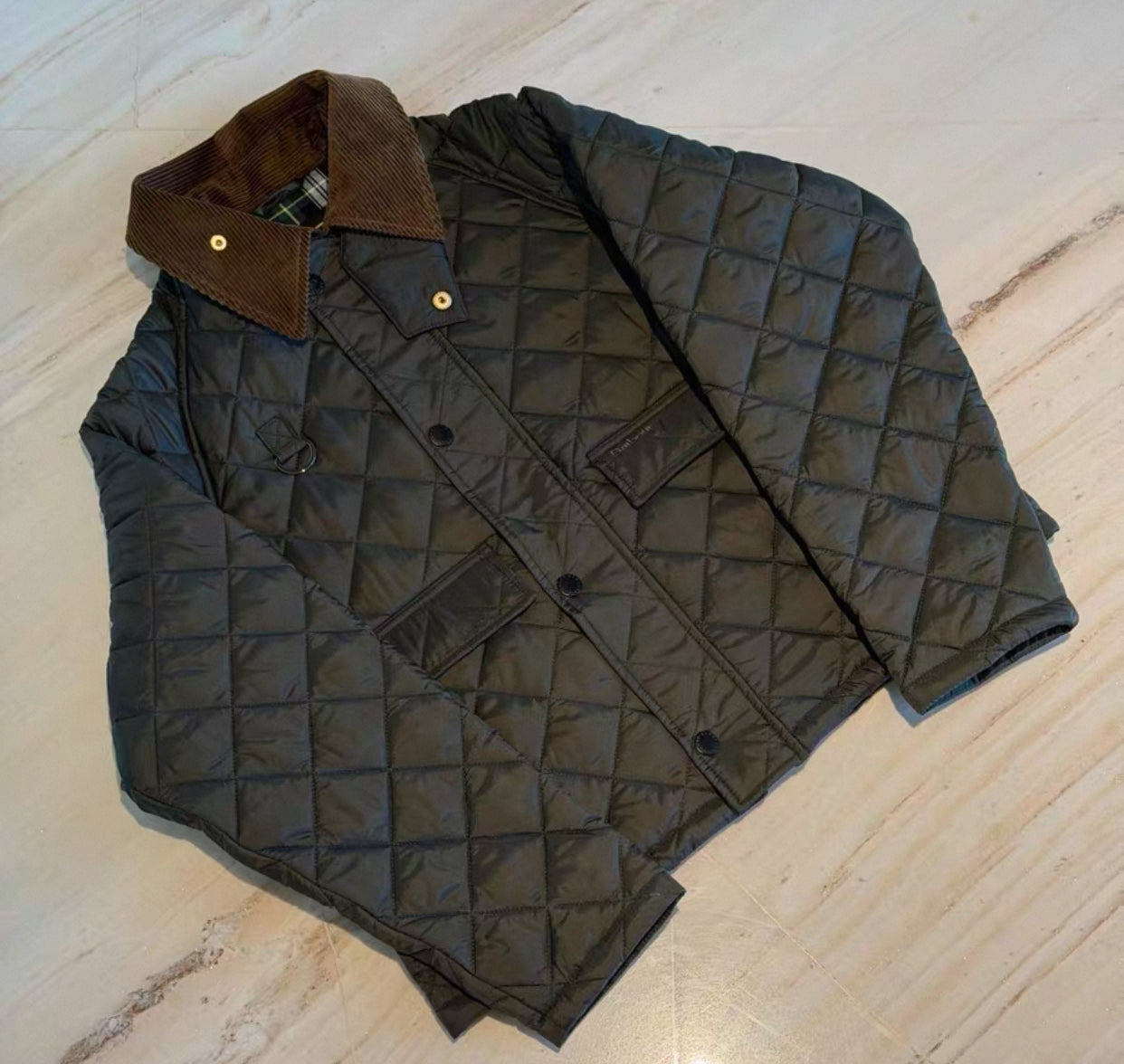 Barbour灯芯絨領夾棉外套