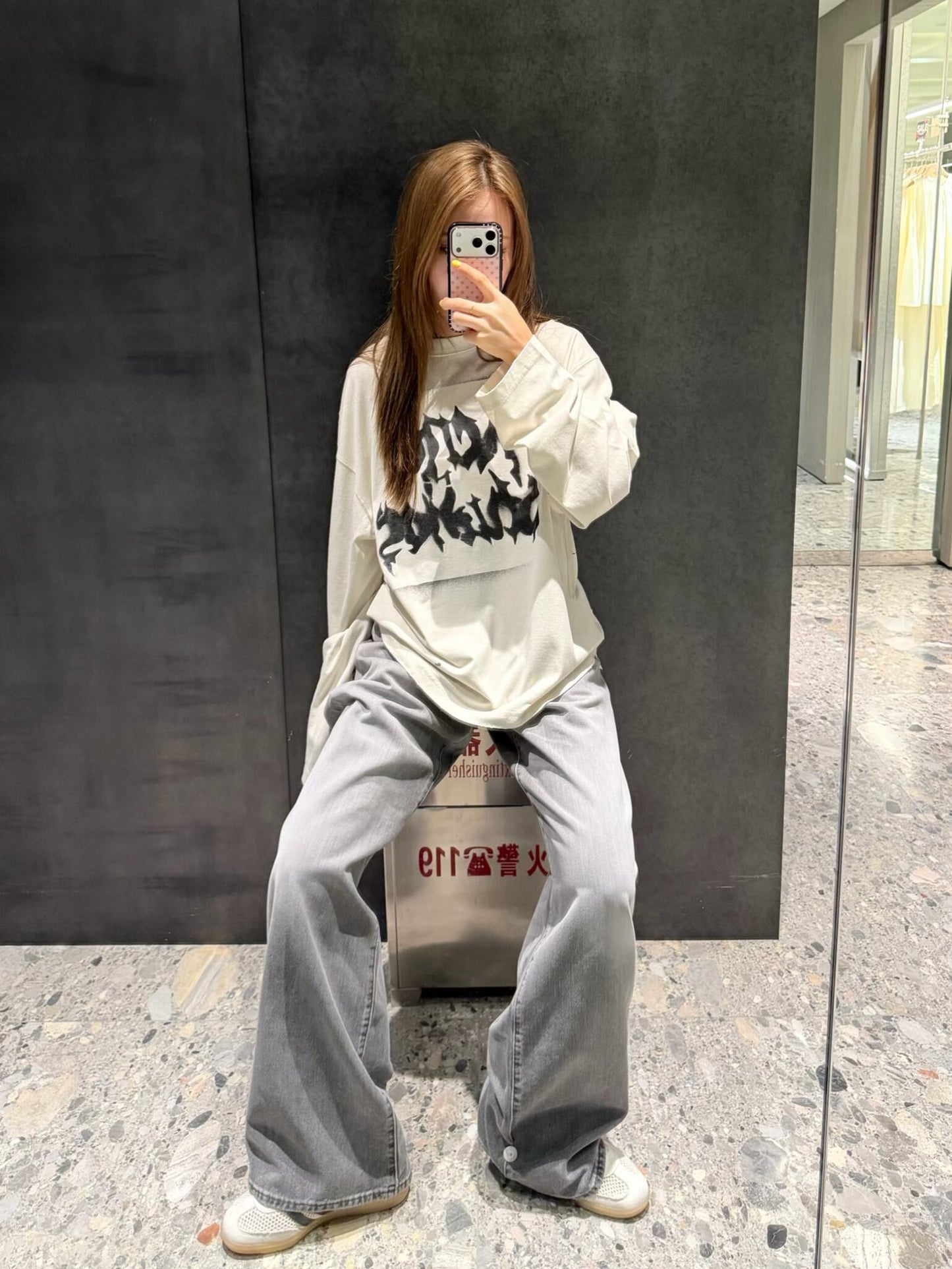 Acne studios 造舊破洞長袖tee