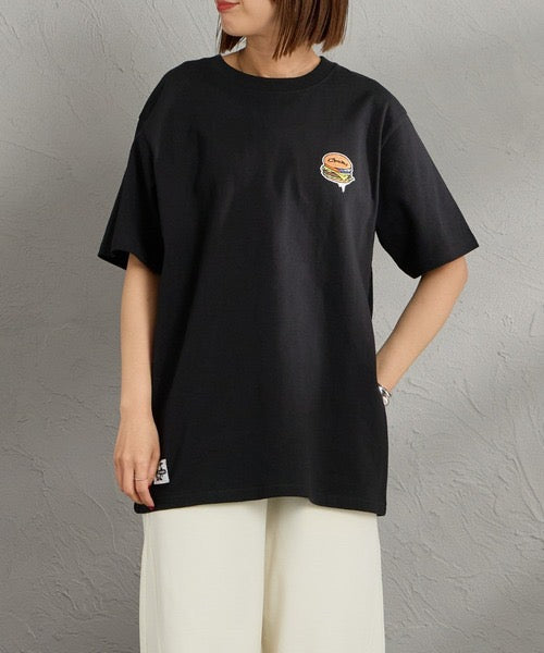 Chums burger tee