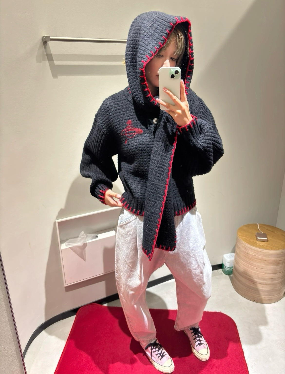 Vivienne Westwood sweater 連頸巾