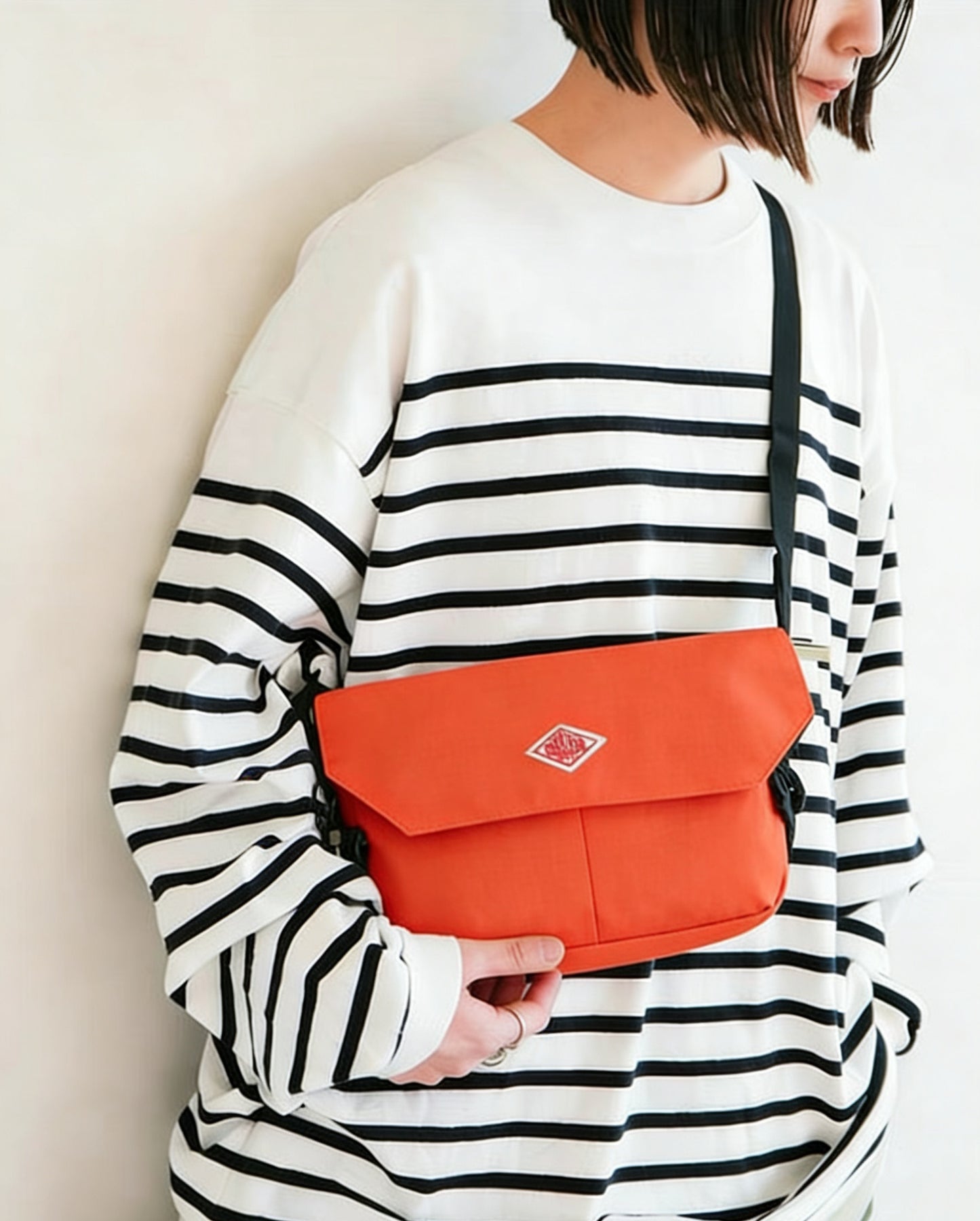 Danton 斜咩袋