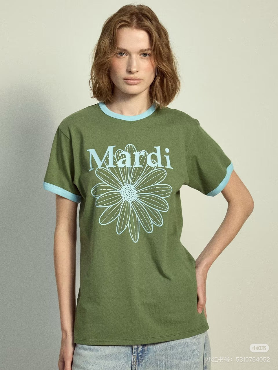 Mardi mercredi flower 撞色tee