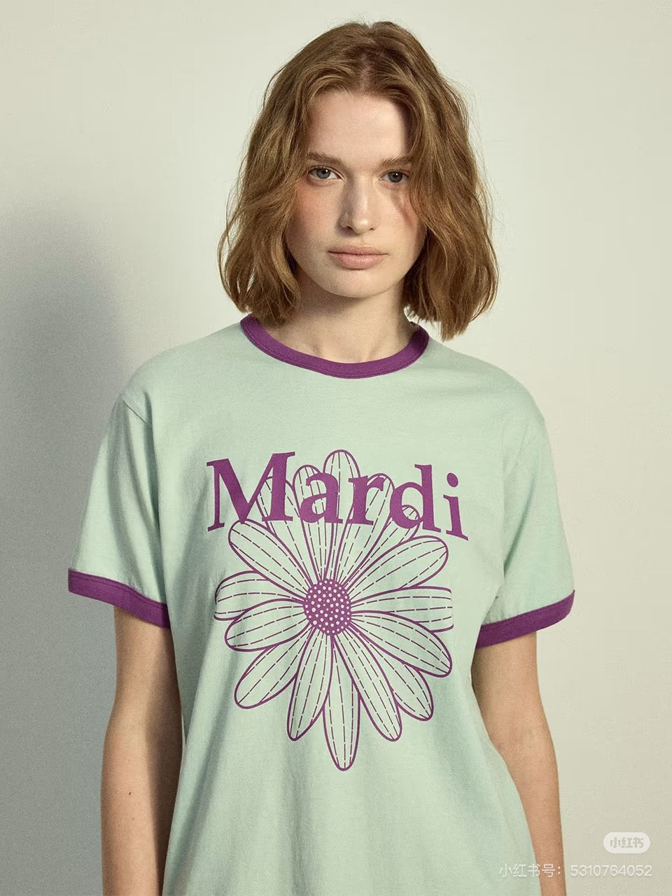Mardi mercredi flower 撞色tee
