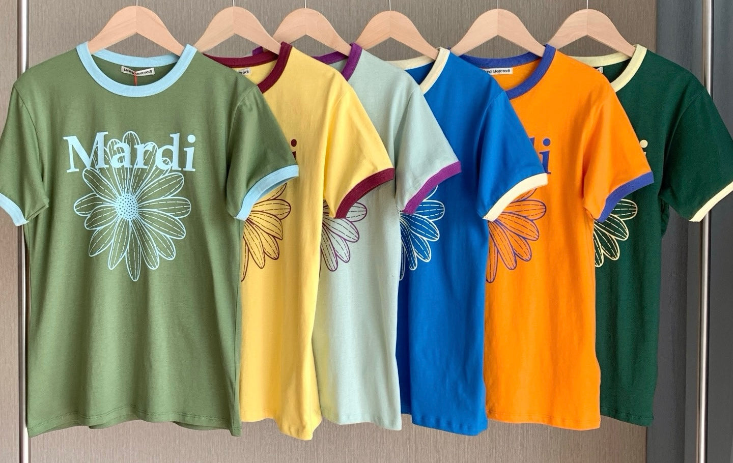 Mardi mercredi flower 撞色tee