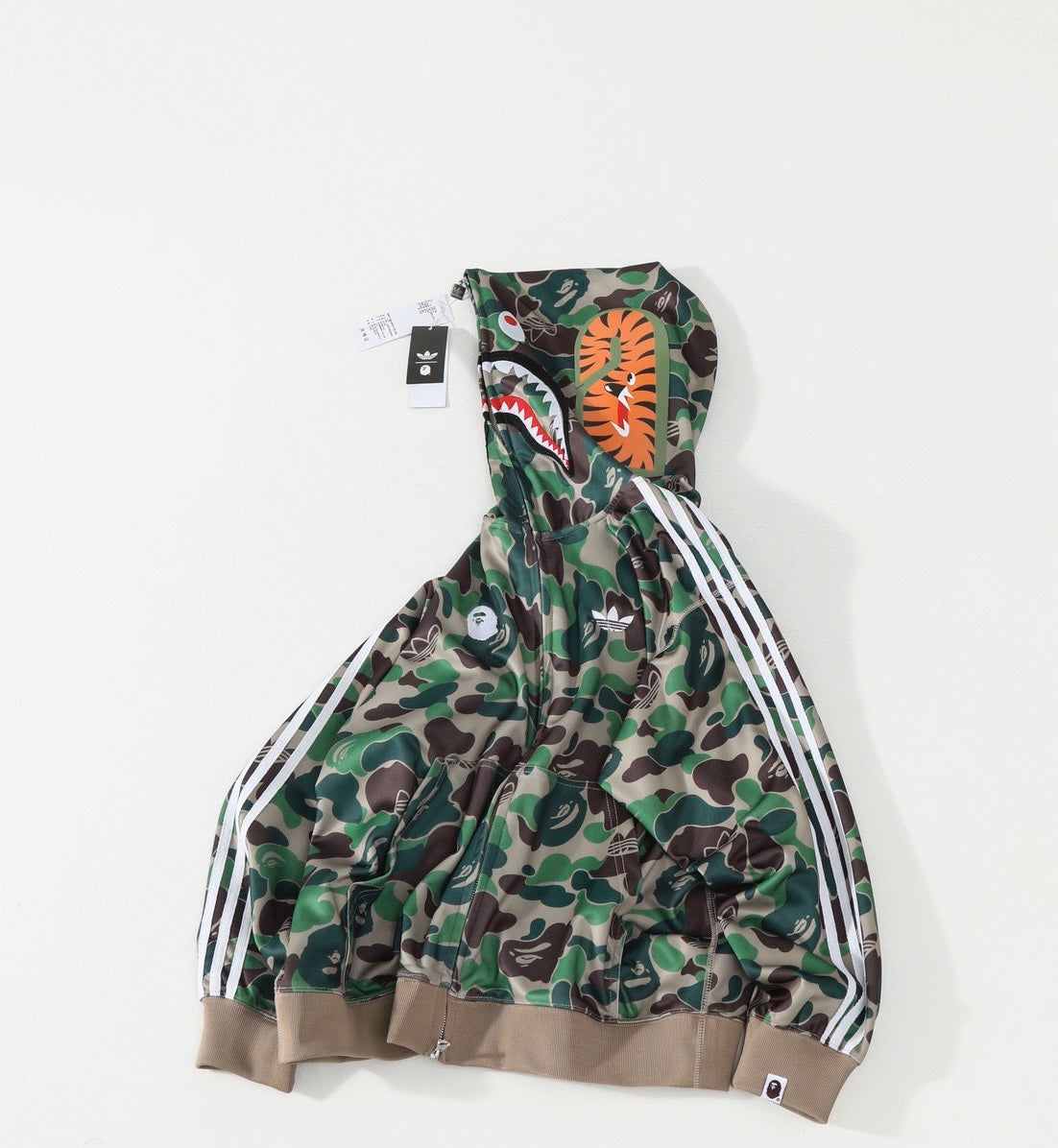 Adidas x bape 迷彩jacket