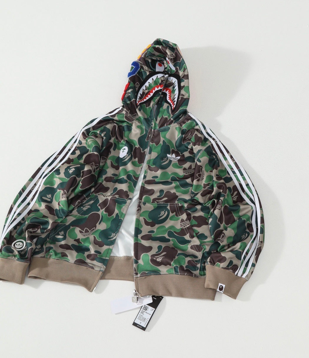 Adidas x bape 迷彩jacket