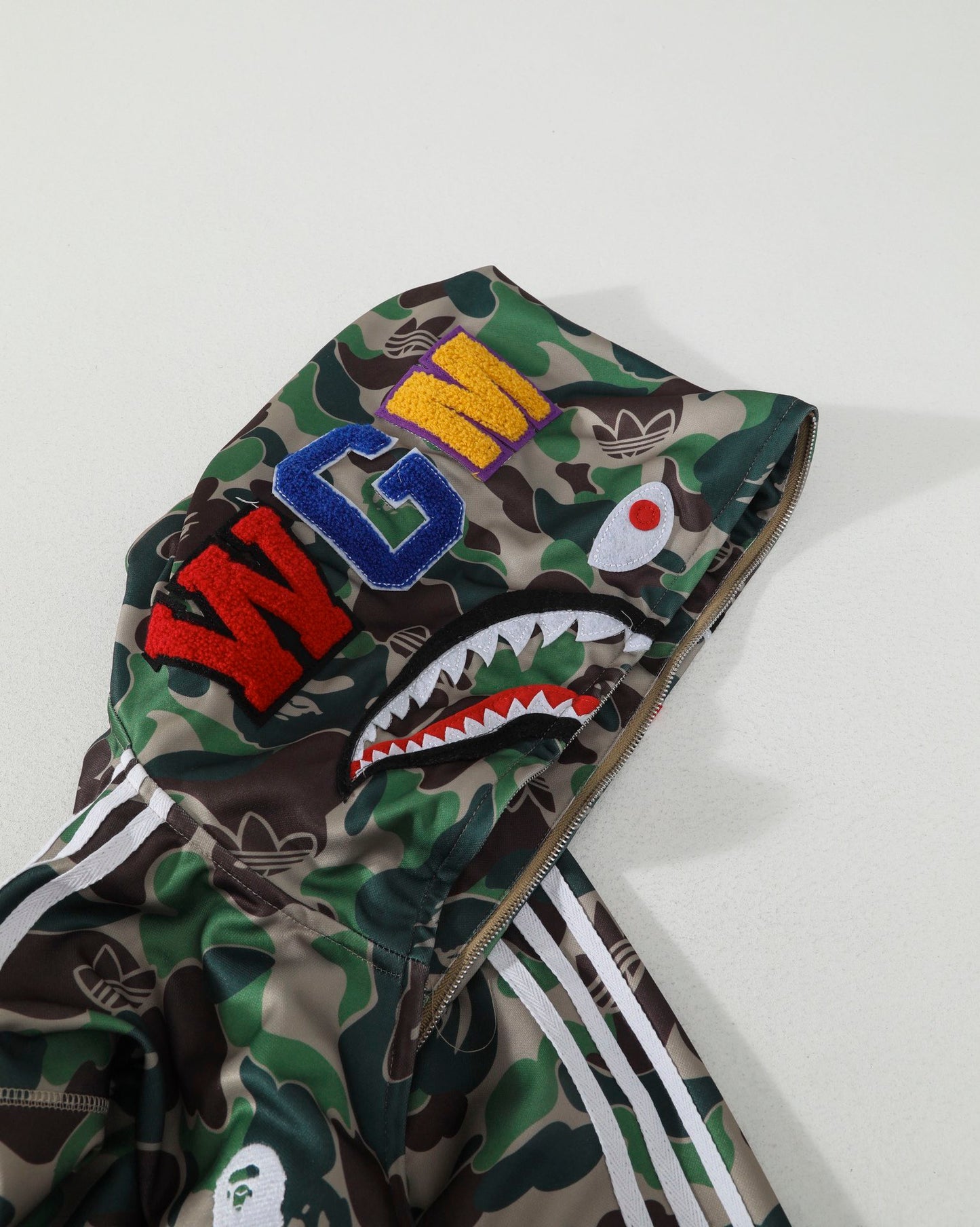 Adidas x bape 迷彩jacket
