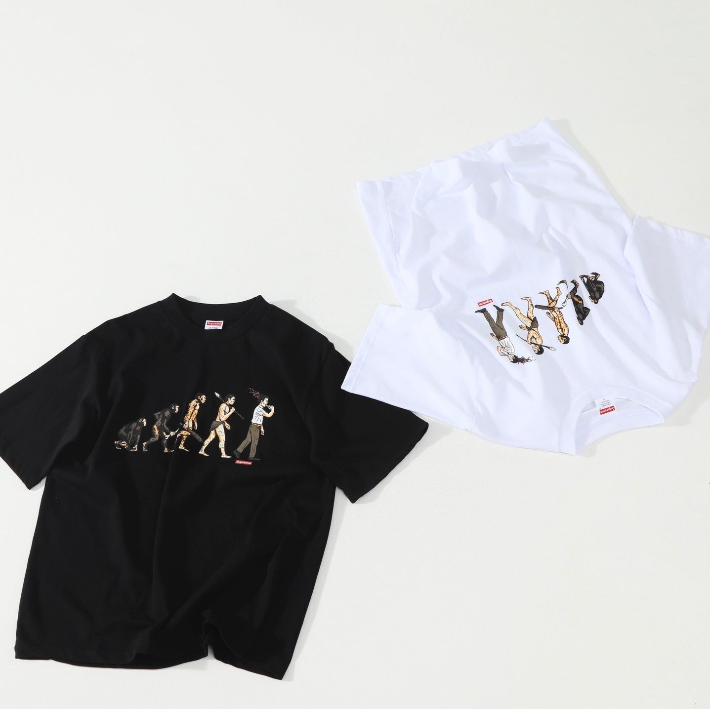 Supreme 印花tee