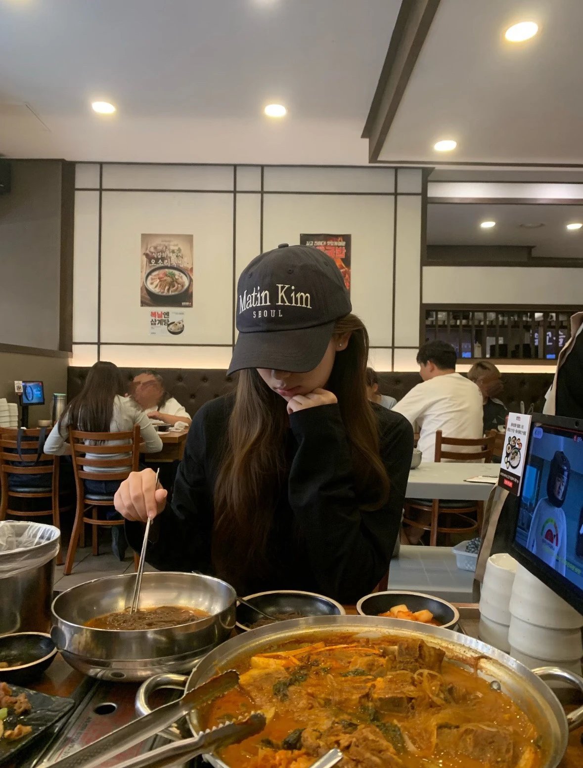 Matin Kim logo 帽