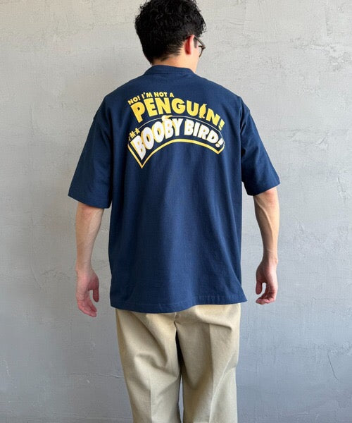 Chums penguin logo tee