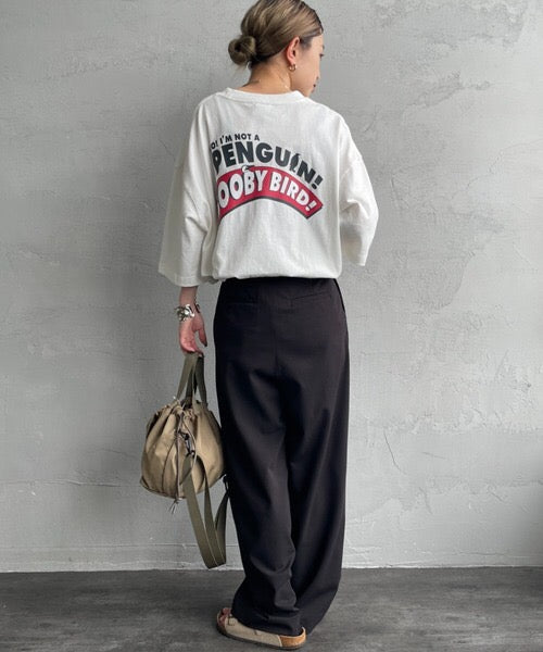 Chums penguin logo tee
