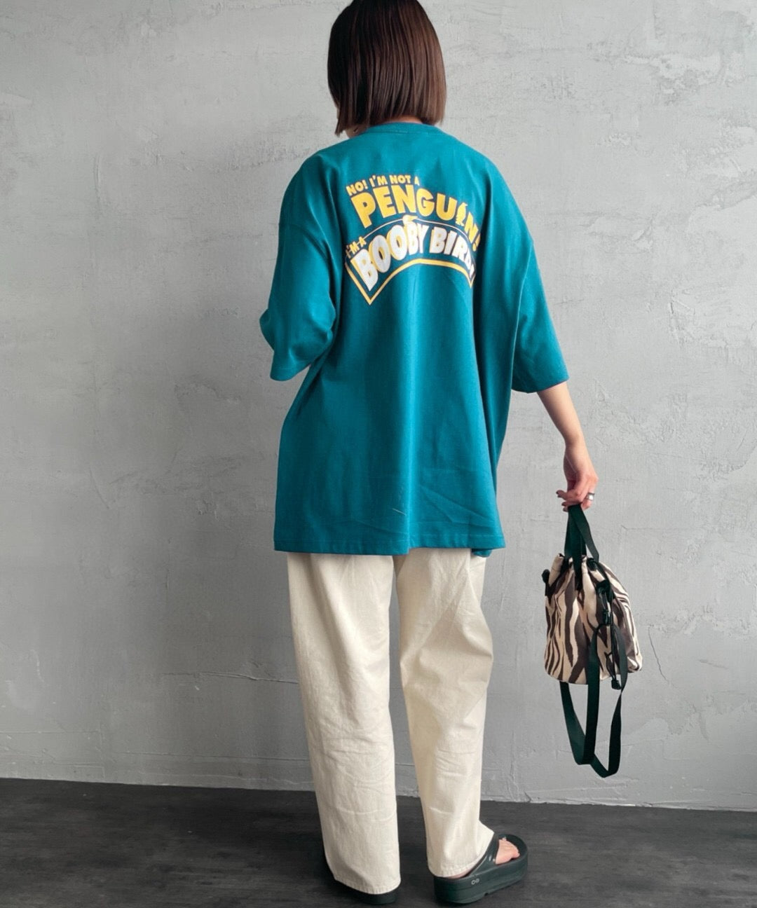 Chums penguin logo tee