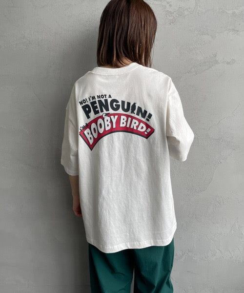 Chums penguin logo tee