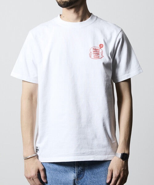 Chums holiday burger tee