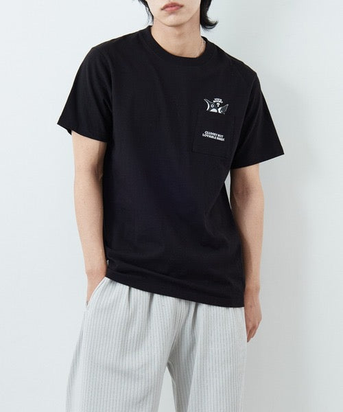 Chums penguin pocket tee