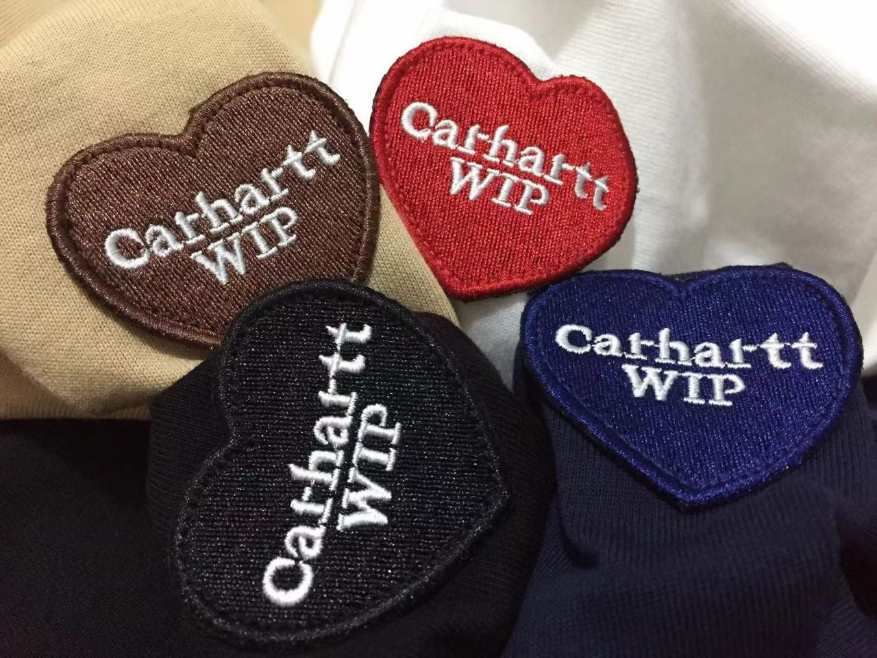 Carhartt 心心logo tee