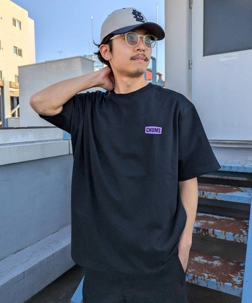 Chums pattern tee