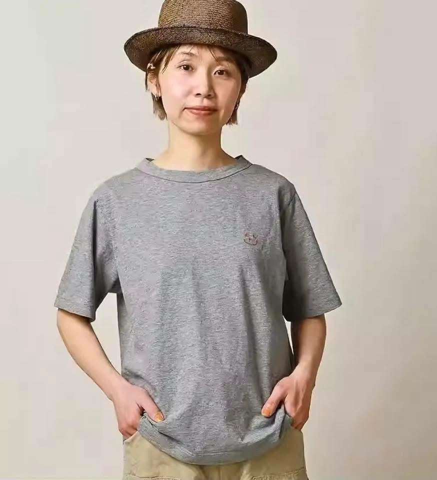45R smile tee