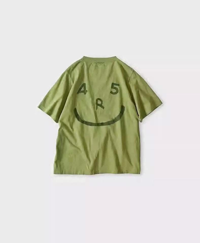 45R smile tee