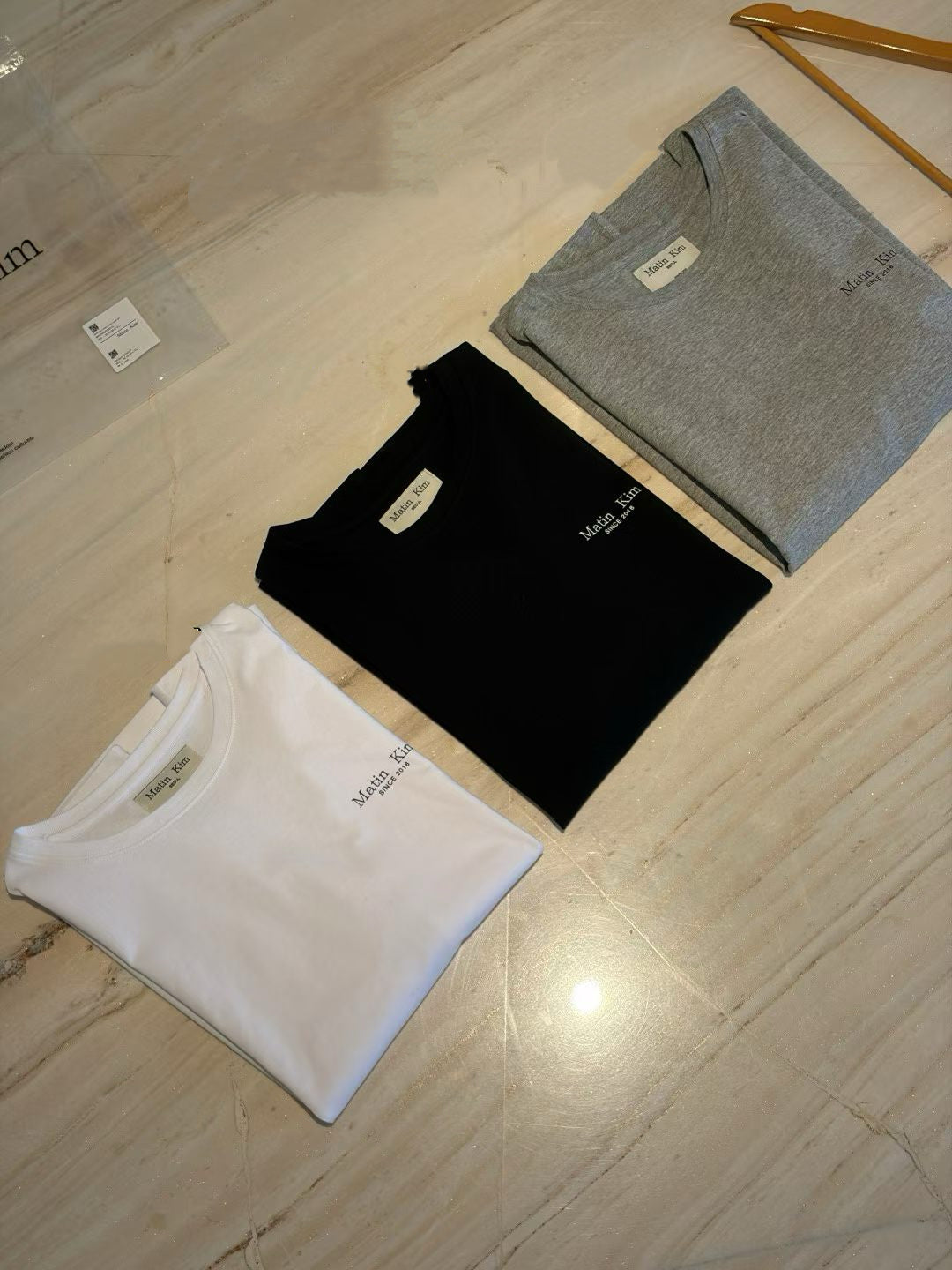 Matin Kim logo set (一套三件）