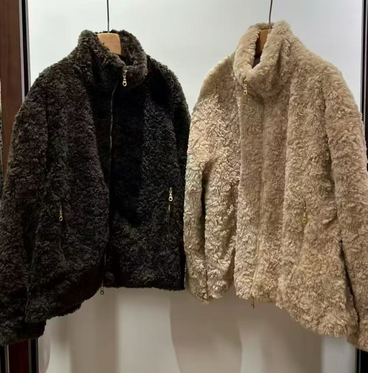 Pou Dou Dou毛毛外套