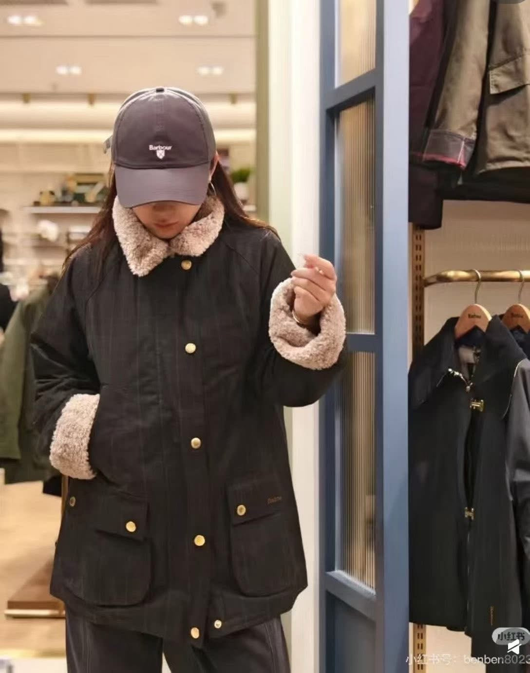 Barbour 羊羔毛格外套