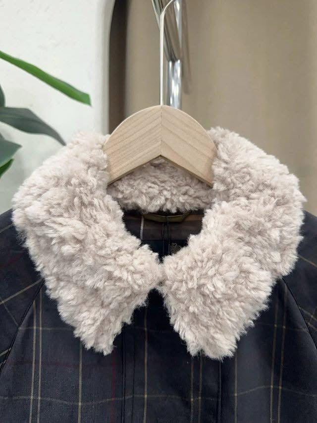 Barbour 羊羔毛格外套