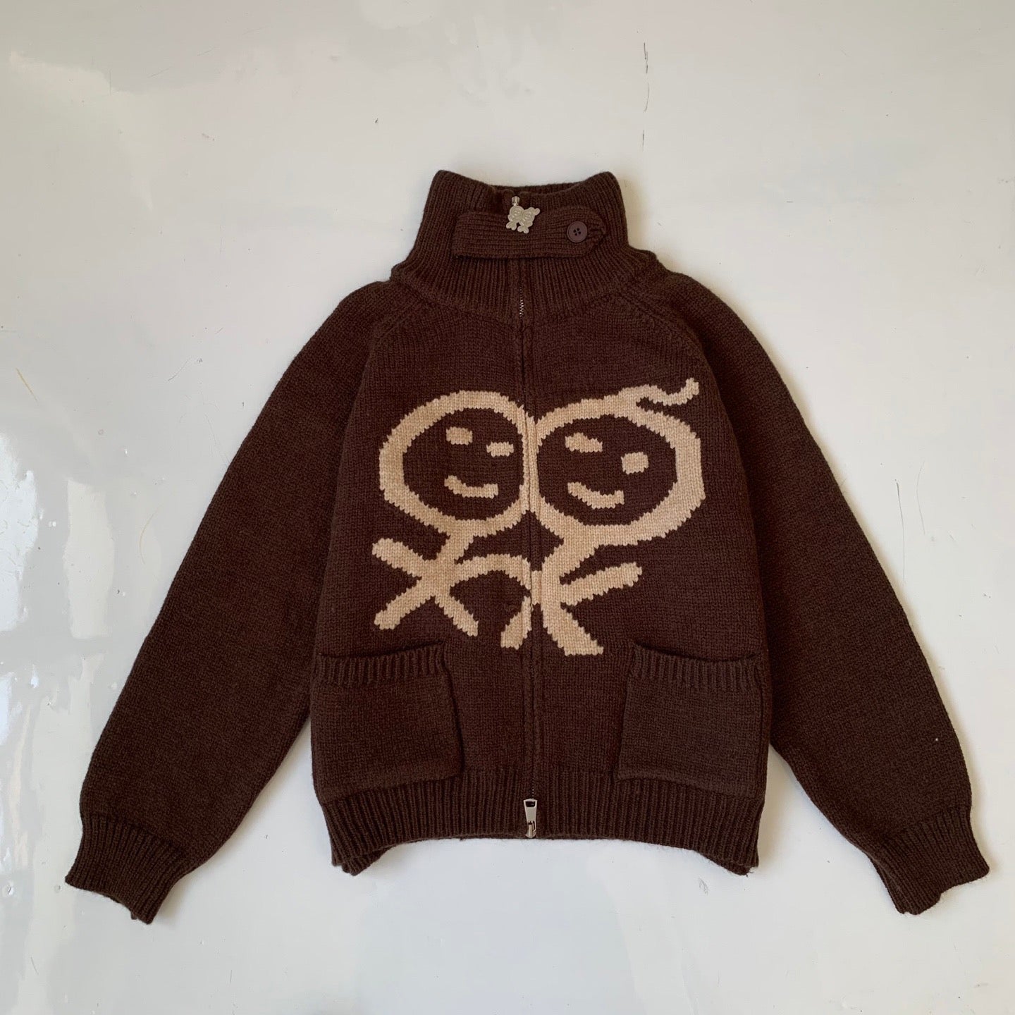韓國urban sophistication 刺繡sweater