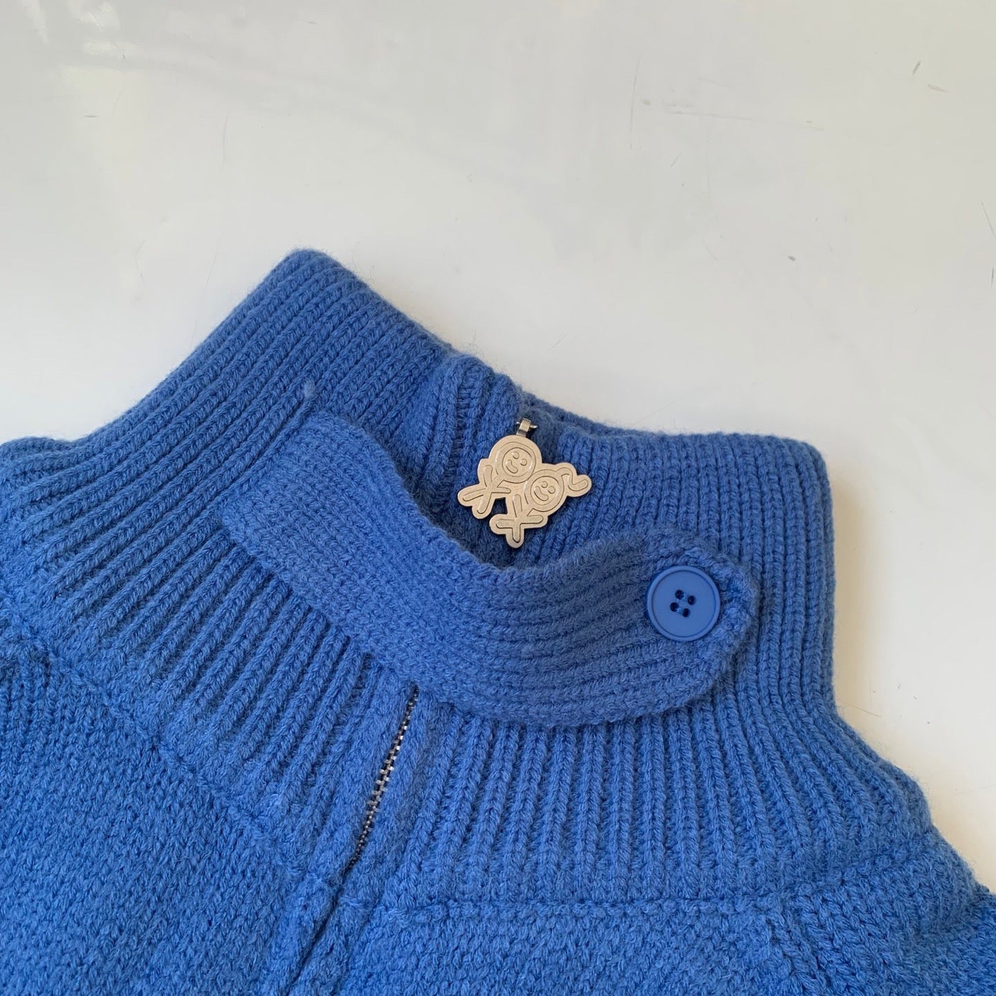 韓國urban sophistication 刺繡sweater
