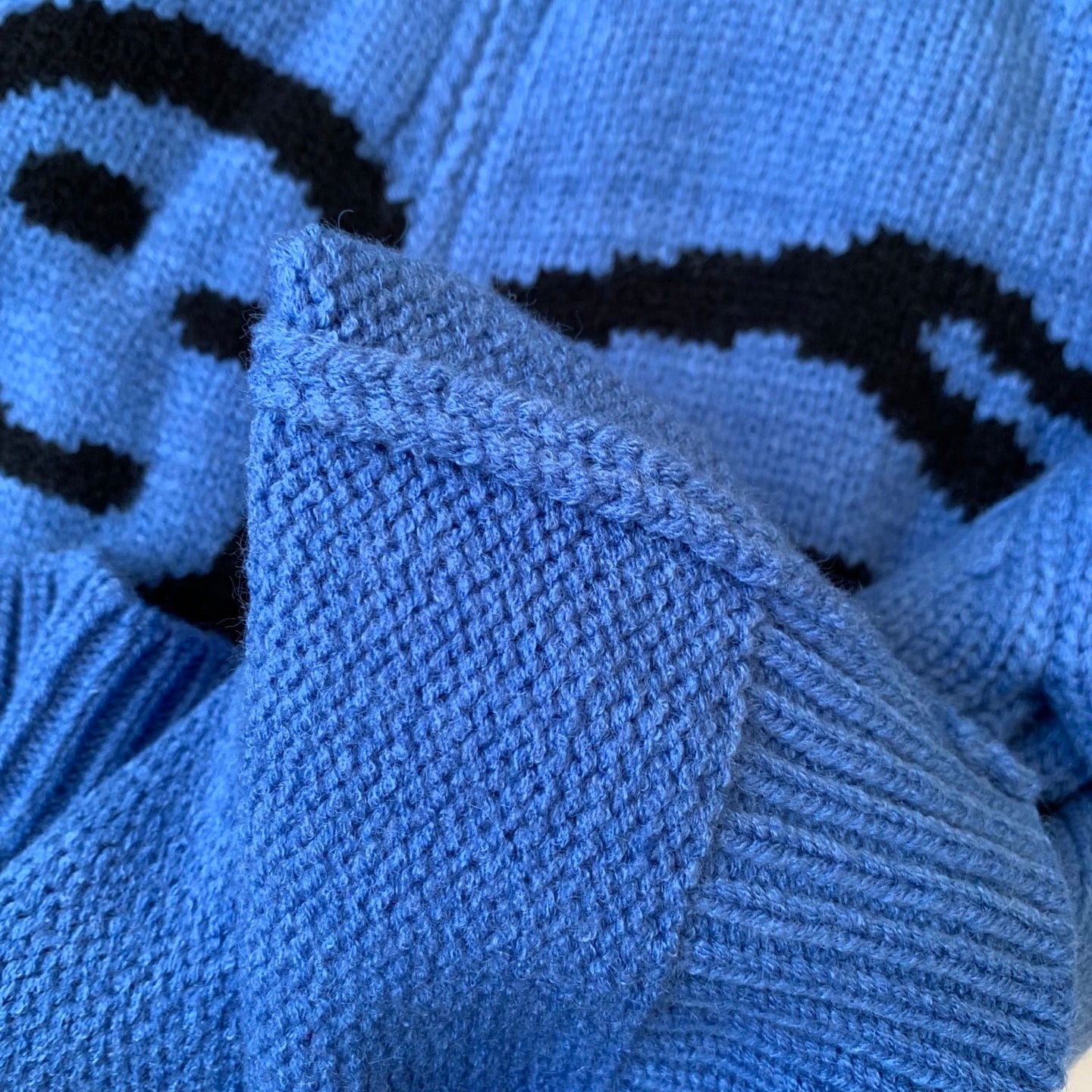 韓國urban sophistication 刺繡sweater